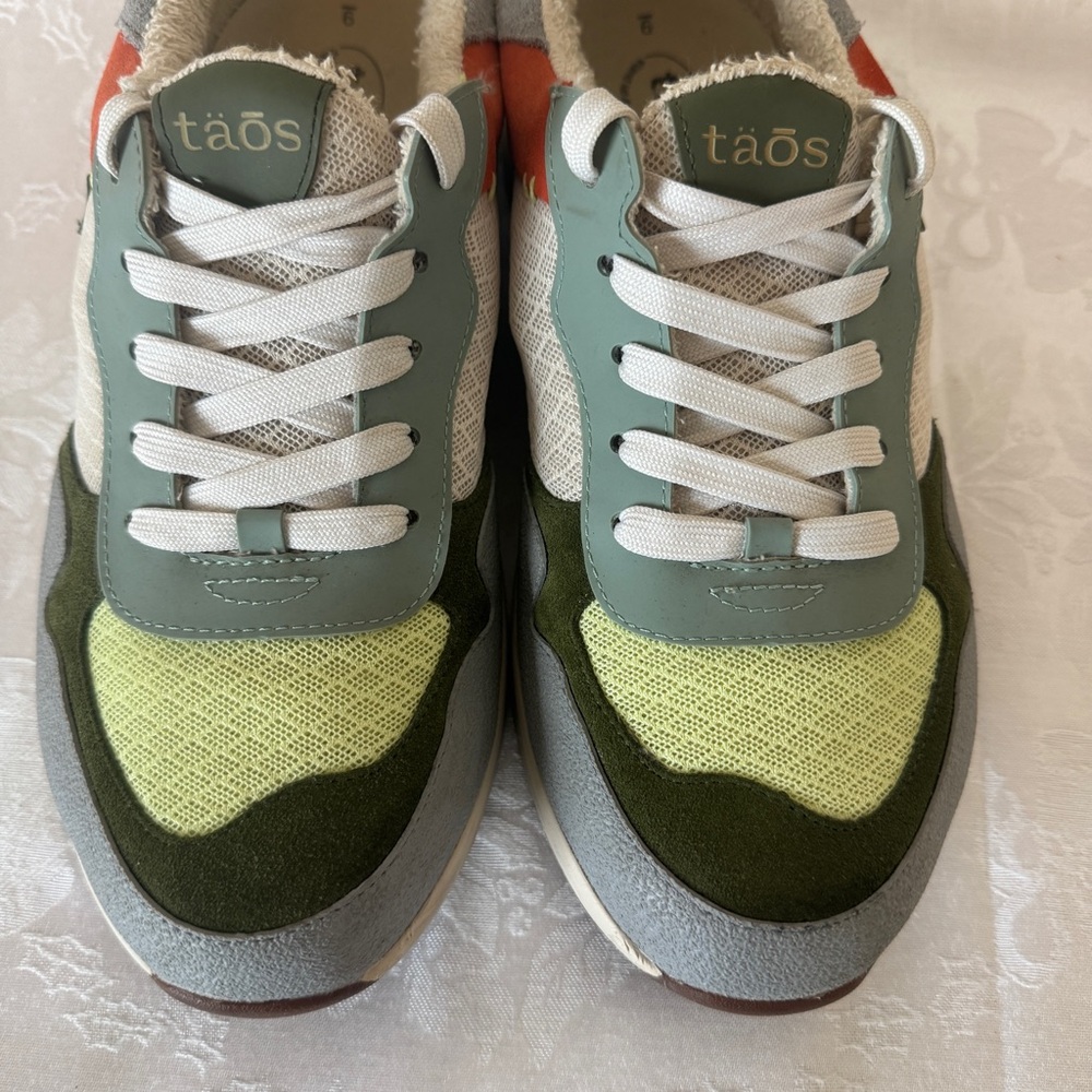 Taos Footwear Multicolor Green, Light Blue & Red Sneakers - Picture 6 of 11